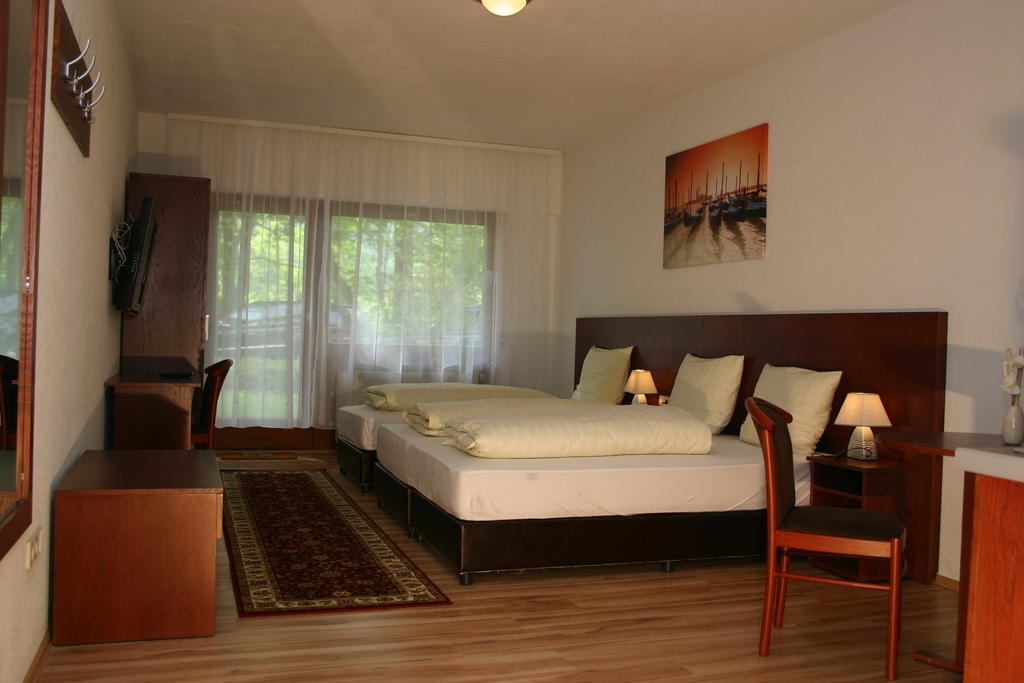 Apartment Traube Bad Urach Phòng bức ảnh